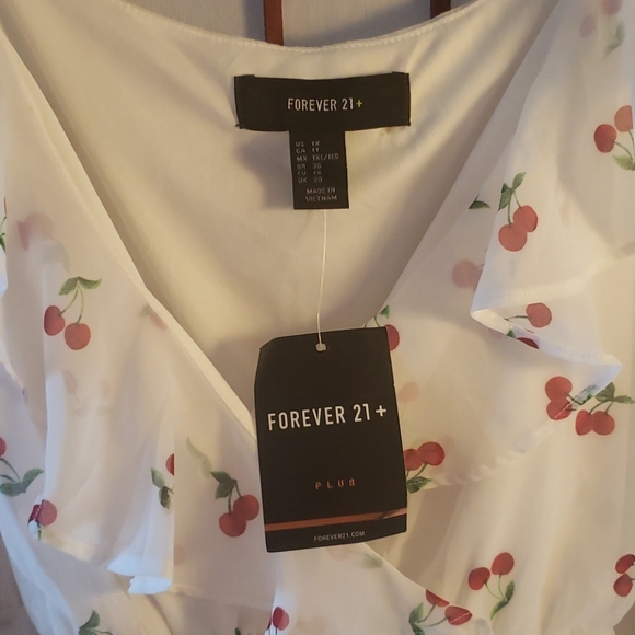 🍒Feminine Forever 21 Cherry Chiffon Dress 👗 - Picture 2 of 13